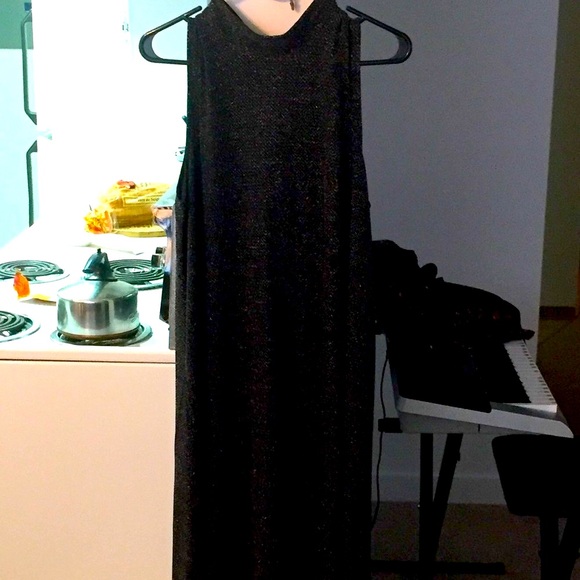 Reitman’s Sleeveless and Sparkly Mock neck Dress - Picture 5 of 10